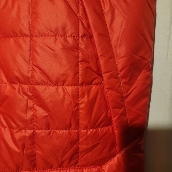 Nike Sportswear Synthetic Down Fill Full Zip Vest Mens Large Red DV2929-673 - Picture 5 of 6